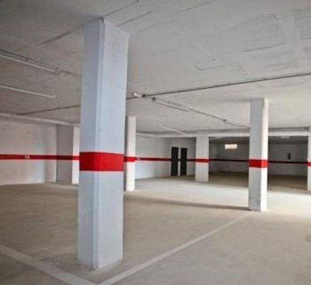 Venta de garaje en La Palma del Condado